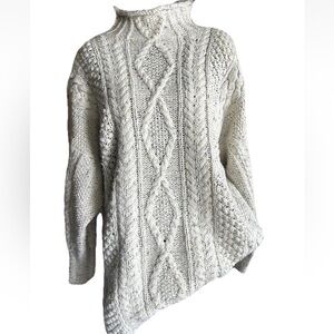 Hand knitted Cable Knit Sweater Express Tricot
